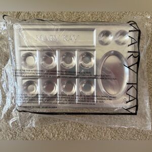 Mary Kay Single Use Trays for Parties Sample Cosmetics Pack of 30 Trays NWT NIB